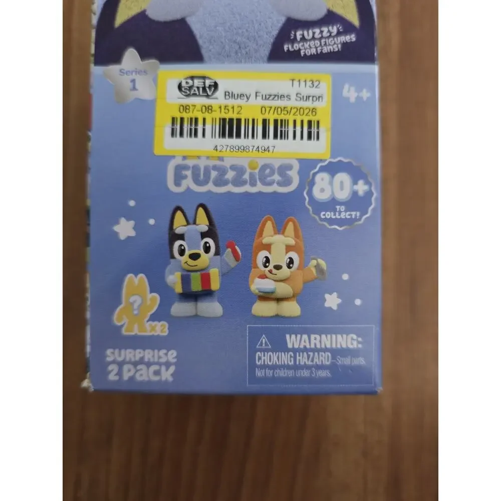 Bluey Fuzzies Surprise 2-Pack Chilli & Grannie Janet Flocked Figures New in Box